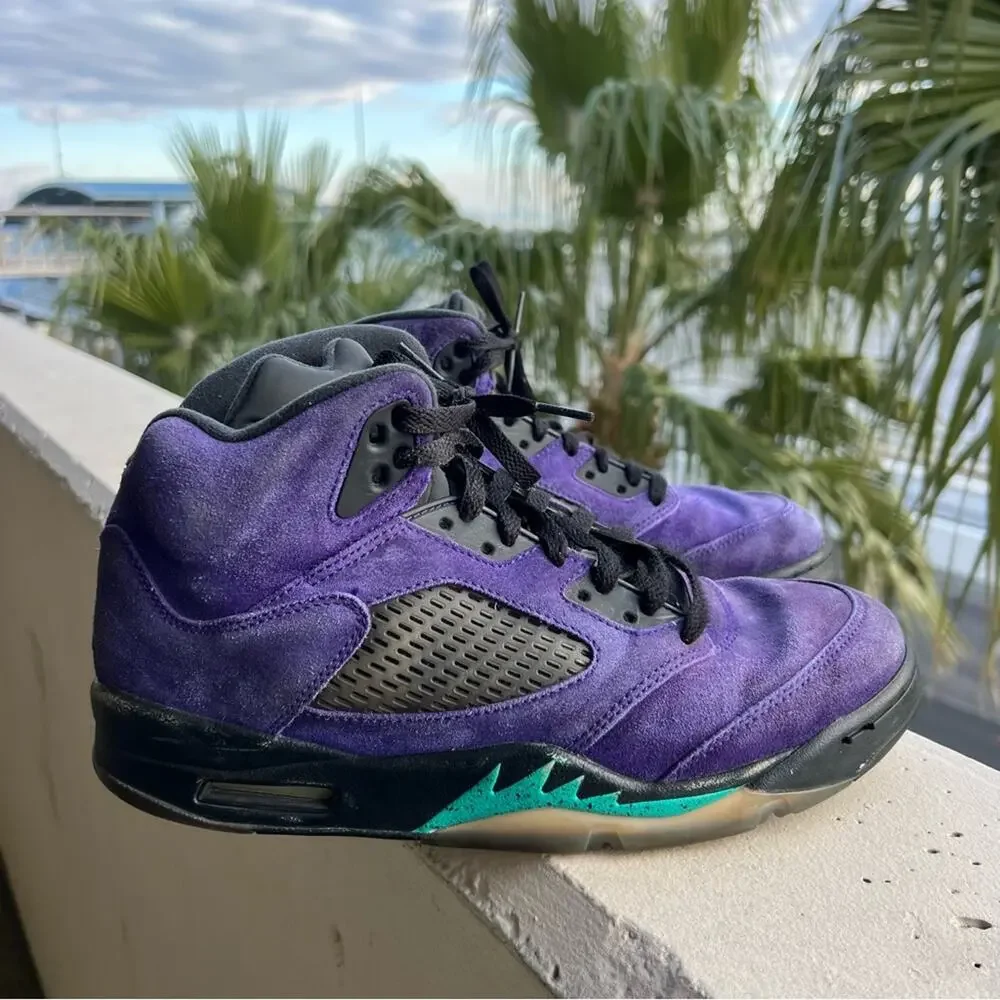 Jordan 5 Retro Alternate Grape Sneakers 136027-500 Size 9.5 Men’s